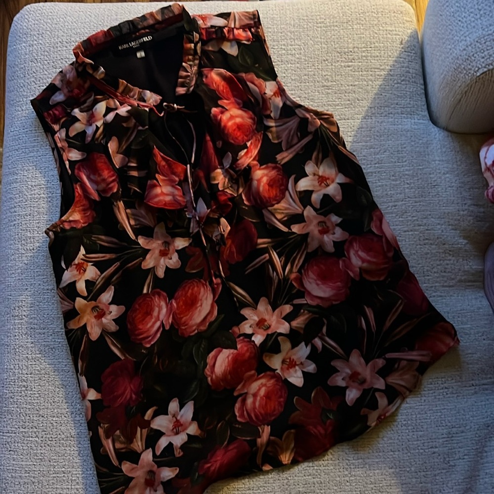 Karl Lagerfeld Women Black Floral Ruffle Sleeveless Blouse Sz small